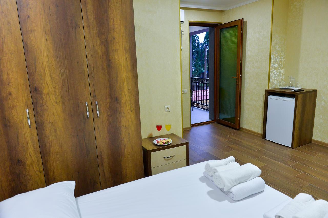 Hotel Lion Ureki Bagian luar foto