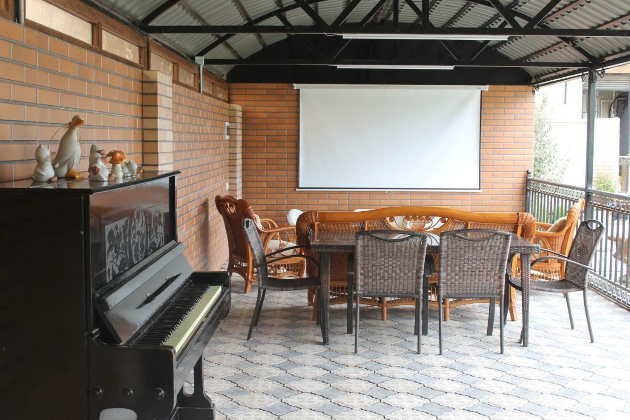 Hotel Lion Ureki Bagian luar foto