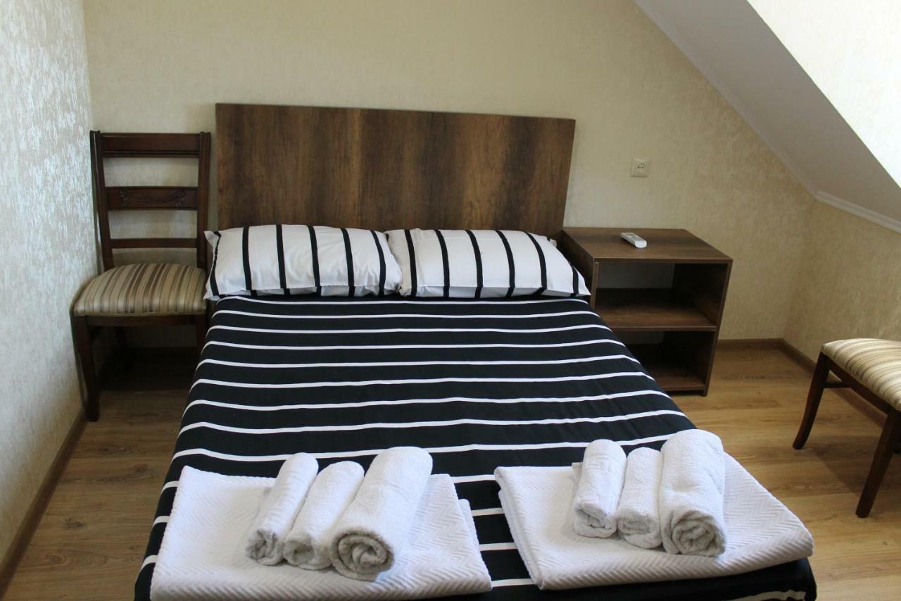 Hotel Lion Ureki Bagian luar foto